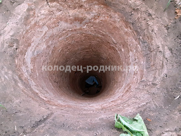 Копка колодца в Подольском районе