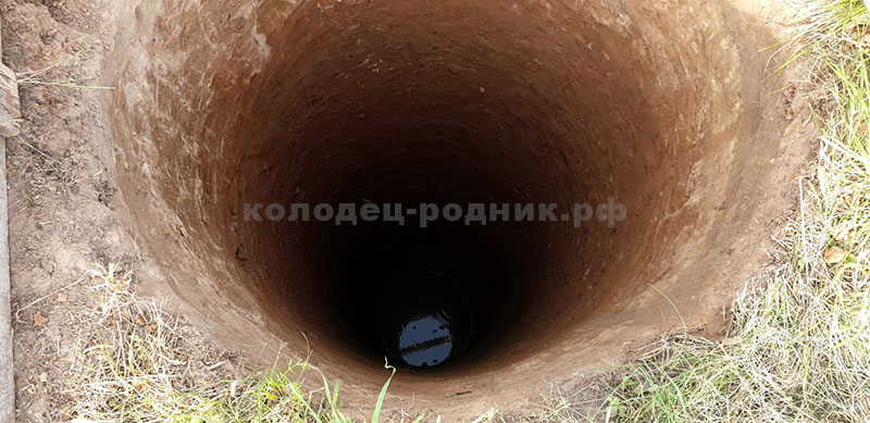 Почему мало воды в колодце